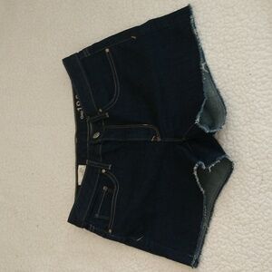 Gap Slim Cut-offs. size 26